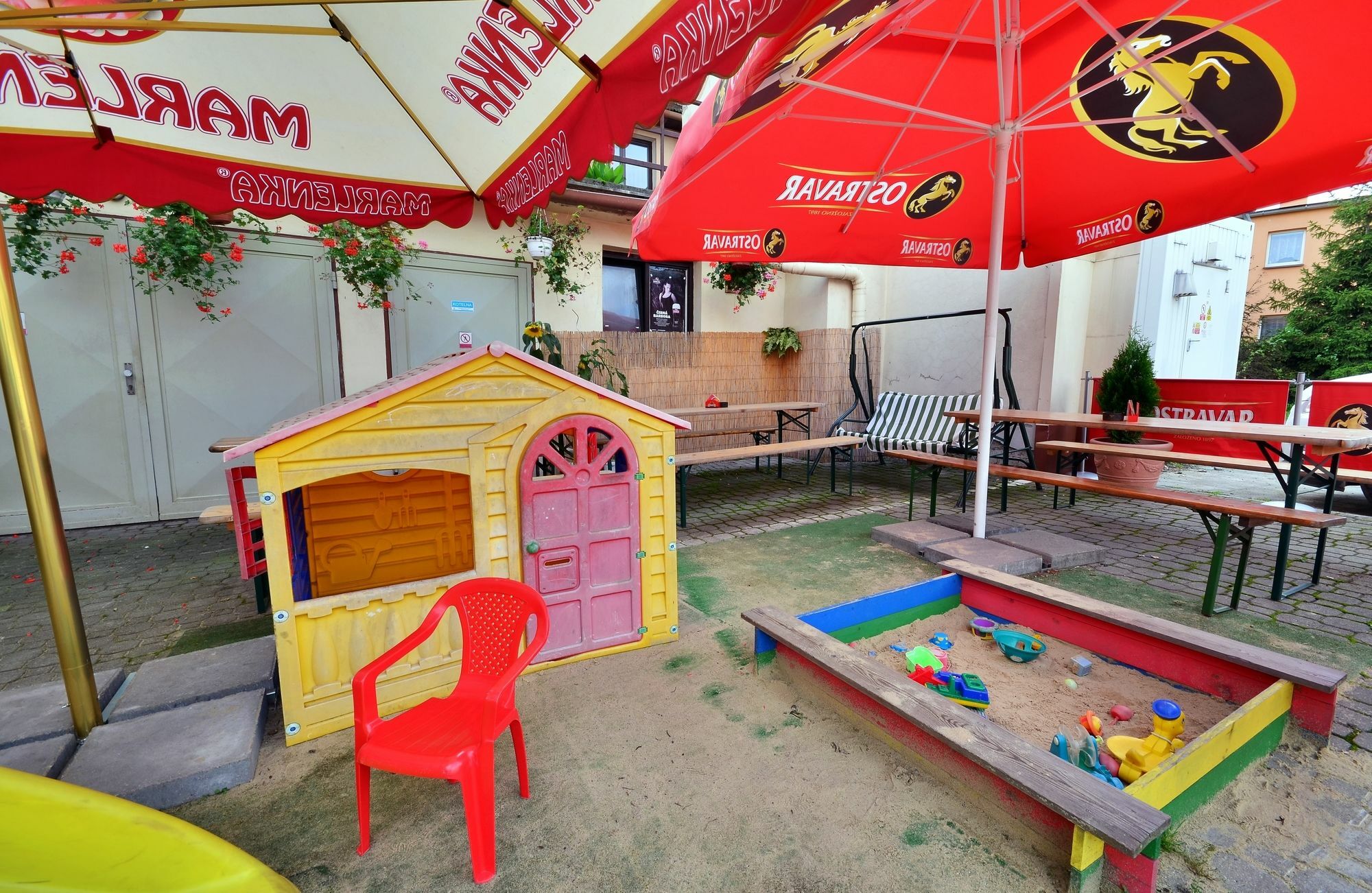 Hotel Isora Ostrava Luaran gambar