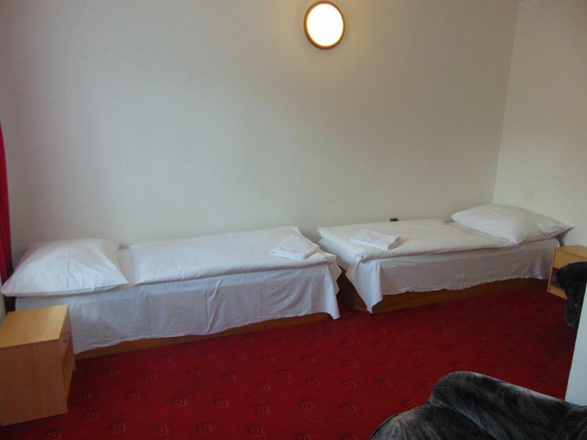 Hotel Isora Ostrava Luaran gambar